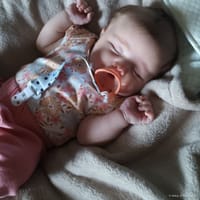 Elenora photo 2