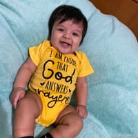 Elias photo 6