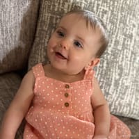 Ellie photo 3
