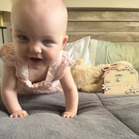 Isabelle photo 3